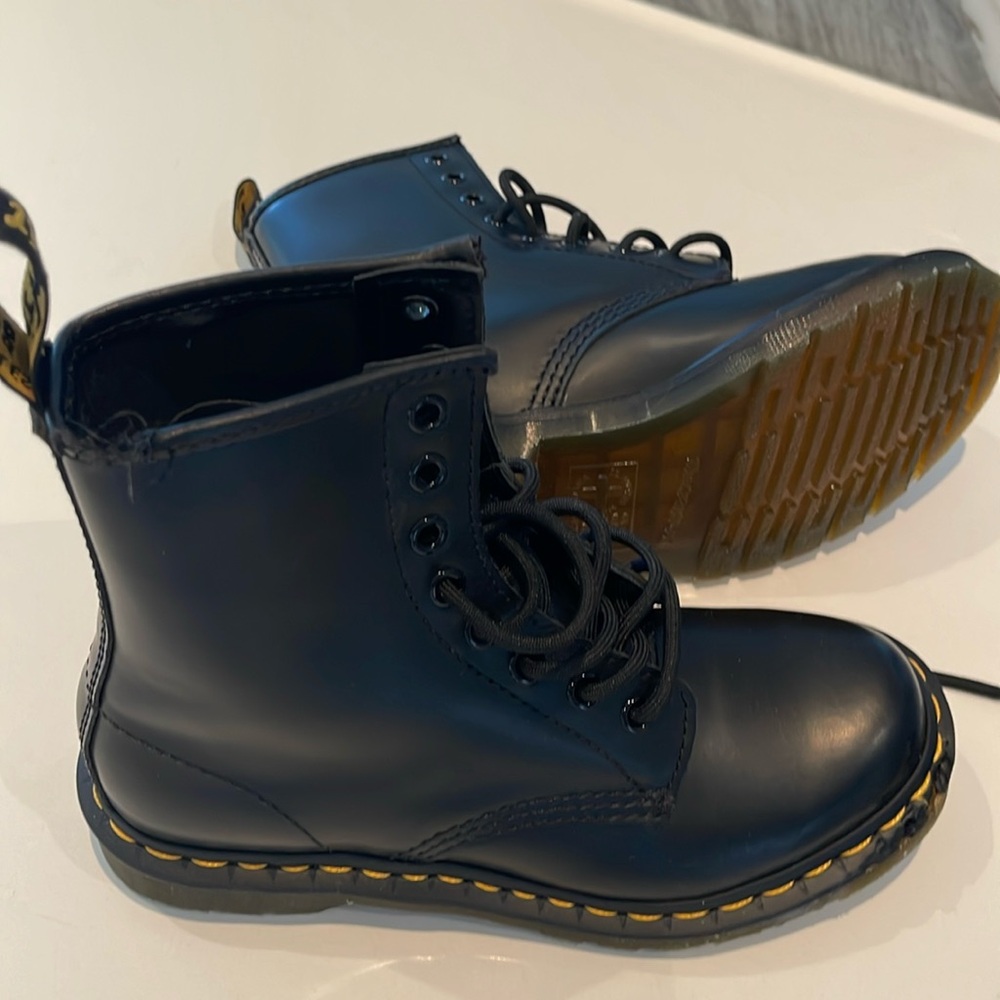 Black Boots